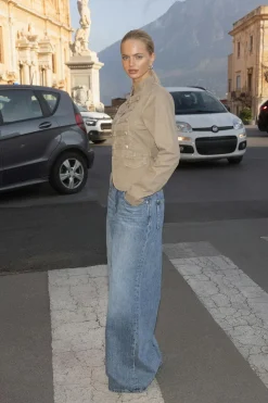 Sale Gina Tricot Baggy babe jeans Blauw