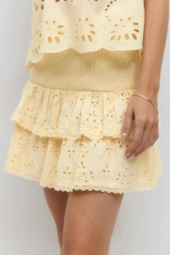 Online Gina Tricot Broderie anglaise mini skirt Geel