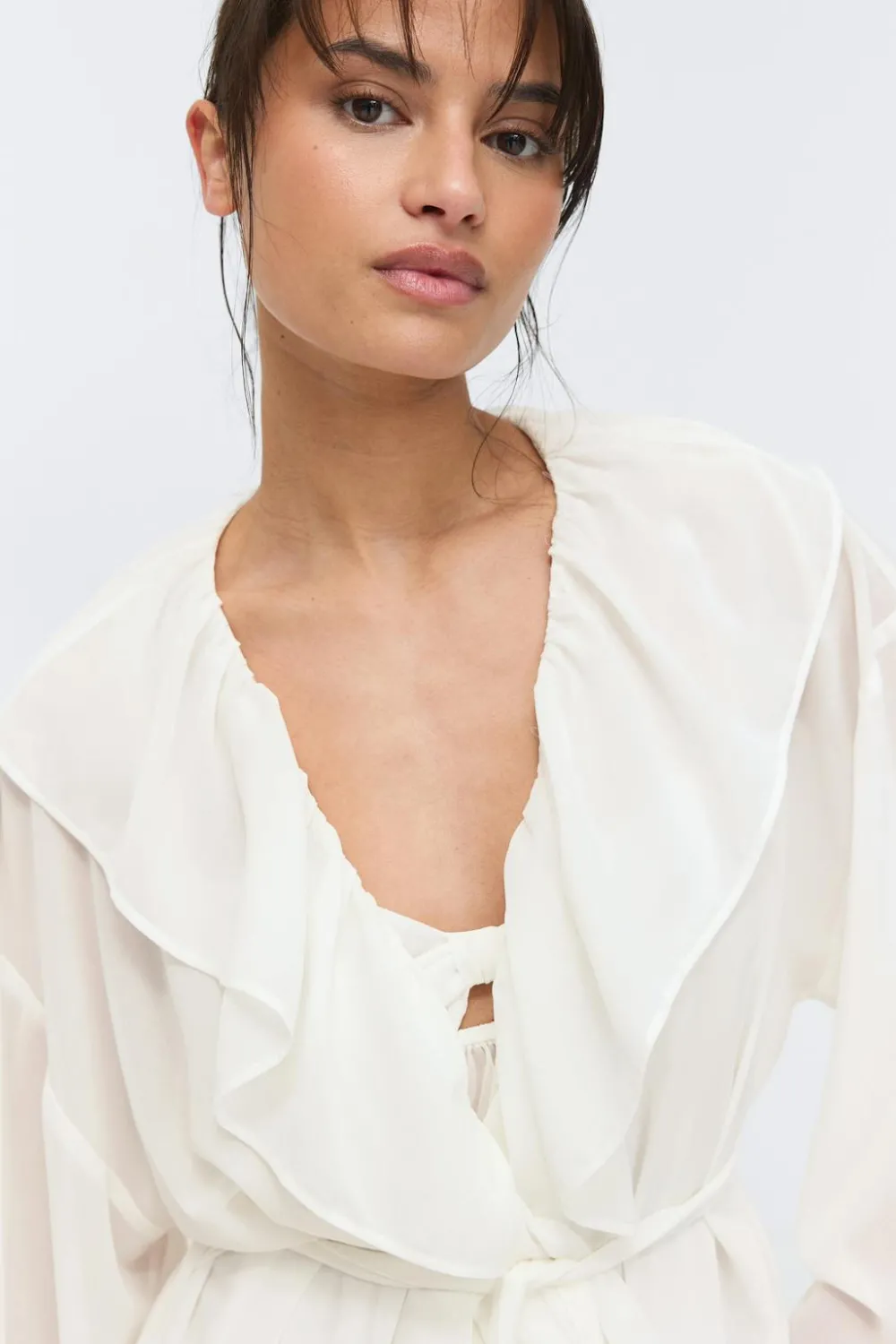 Discount Gina Tricot Chiffon loungewear robe Wit