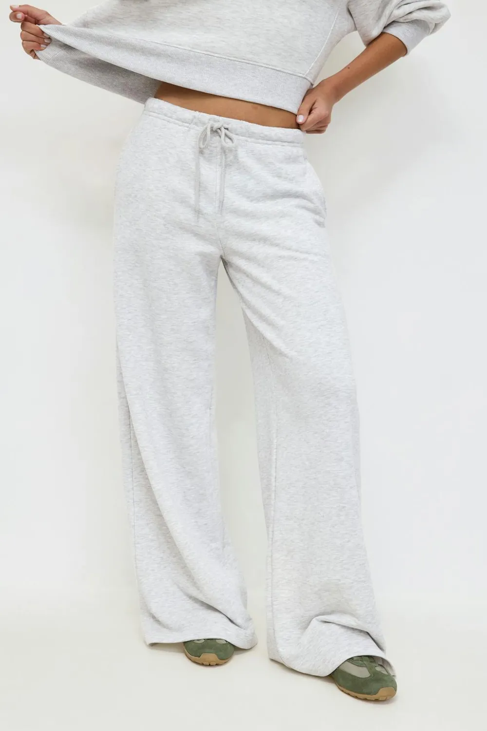 Gina Tricot Comfy low sweatpants Grijsv