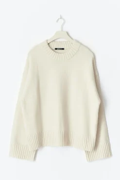 New Gina Tricot Crew neck knitted sweater Wit