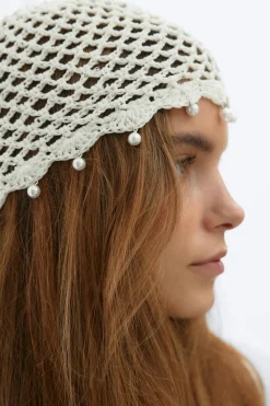 Clearance Gina Tricot Crochet beanie Wit