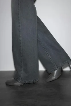 Discount Gina Tricot Crush straight jeans Zwart