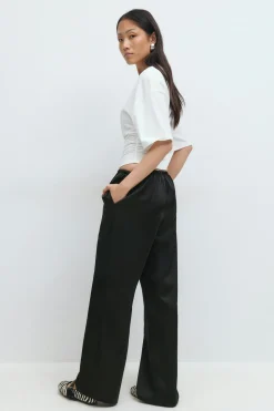 New Gina Tricot Drawstring satin trousers Zwart