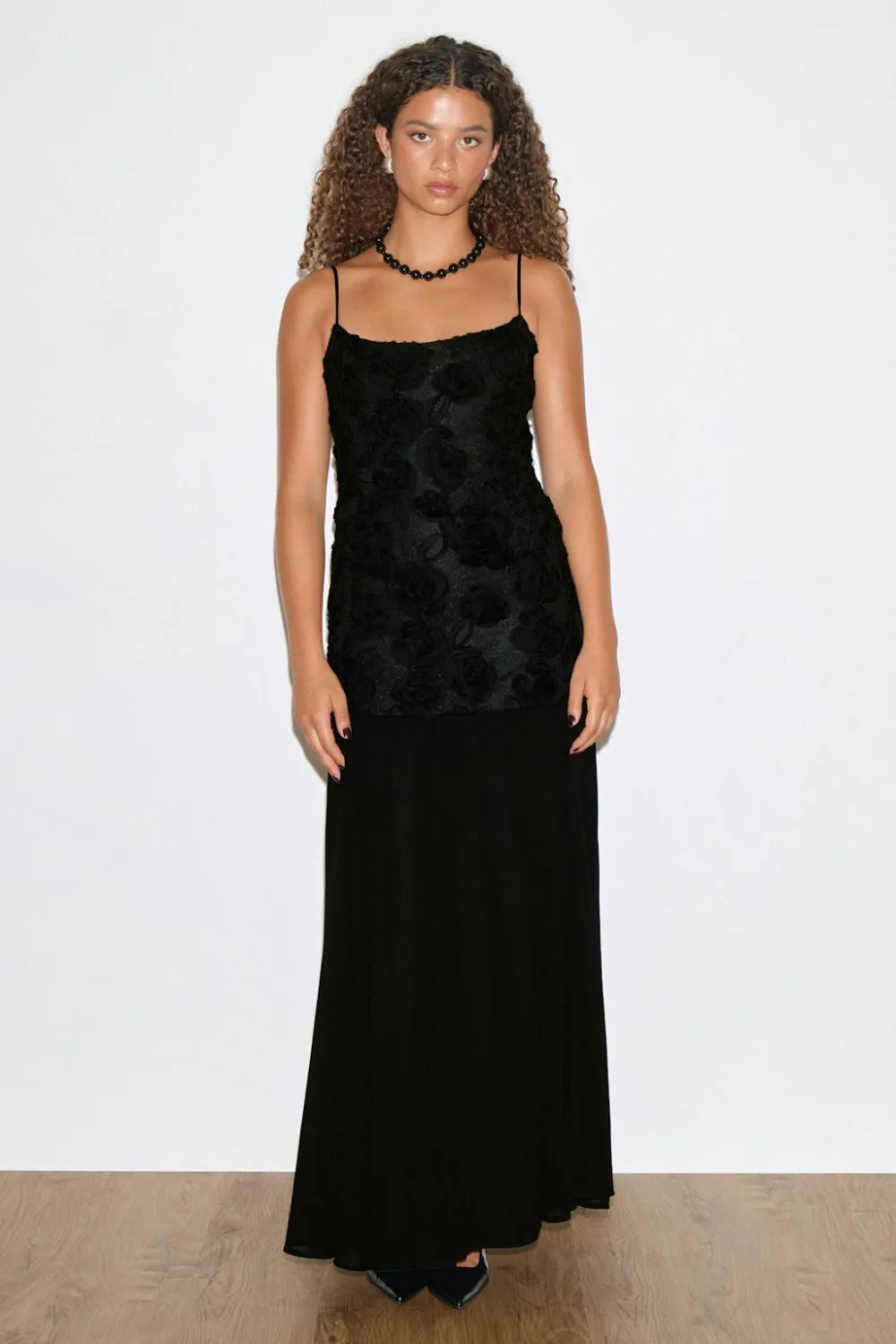 Best Gina Tricot Embroidery dropped waist dress Zwart