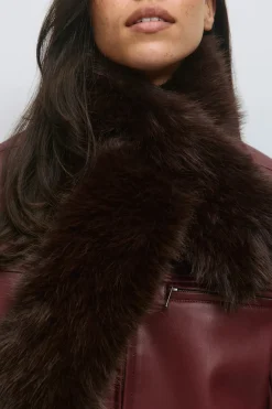 Outlet Gina Tricot Faux fur plush scarf Bruin