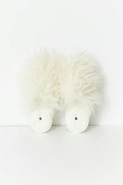 Discount Gina Tricot Fluffy faux fur slipper Wit