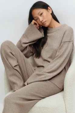 Hot Gina Tricot Knitted loungewear sweater Beige