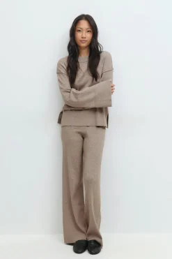 Hot Gina Tricot Knitted loungewear sweater Beige