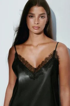 Best Gina Tricot Lace detail pu dress Zwart