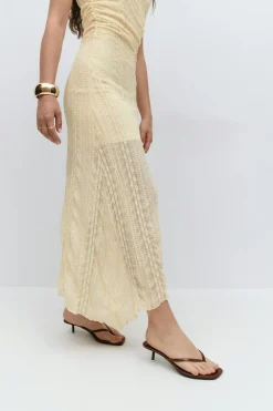 Sale Gina Tricot Lace dress Geel