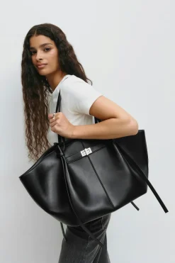 Best Gina Tricot Long strap pu bag Zwart