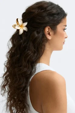 New Gina Tricot Metal flower hair clip Wit