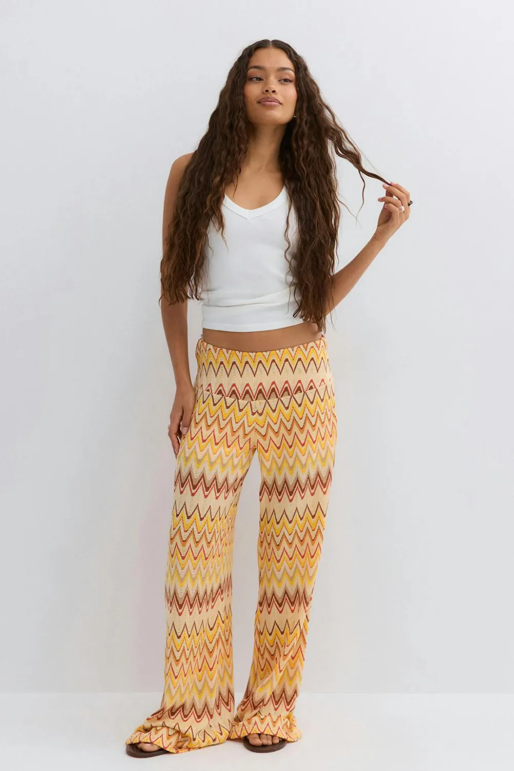 Online Gina Tricot Multi colour trousers Geel