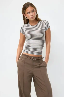 Best Gina Tricot Perfect tight tee Wit