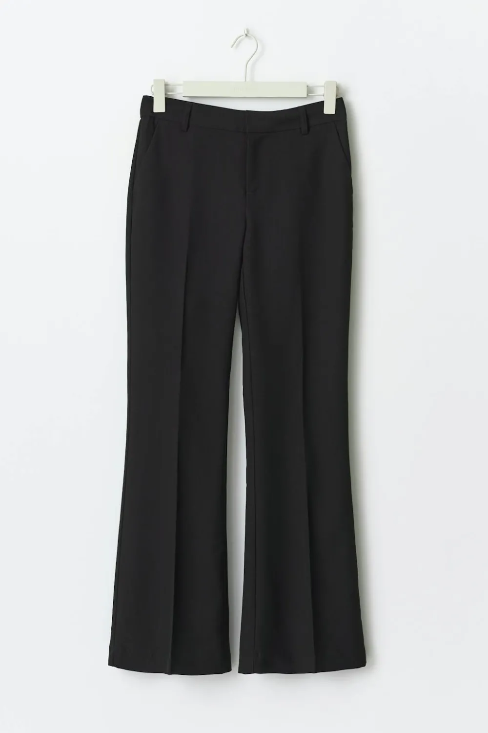 Discount Gina Tricot Petite relaxed trousers Zwart