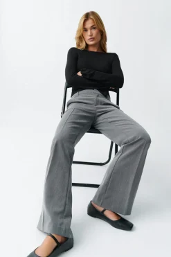 Clearance Gina Tricot Relaxed bootcut trousers Grijsv