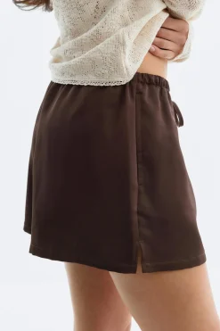 Discount Gina Tricot Satin drawstring shorts Bruin