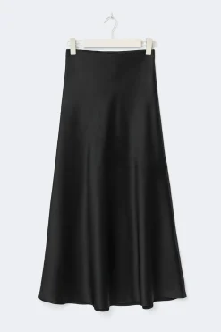 Gina Tricot Satin skirt Zwart