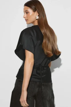 Hot Gina Tricot Satin top Zwart