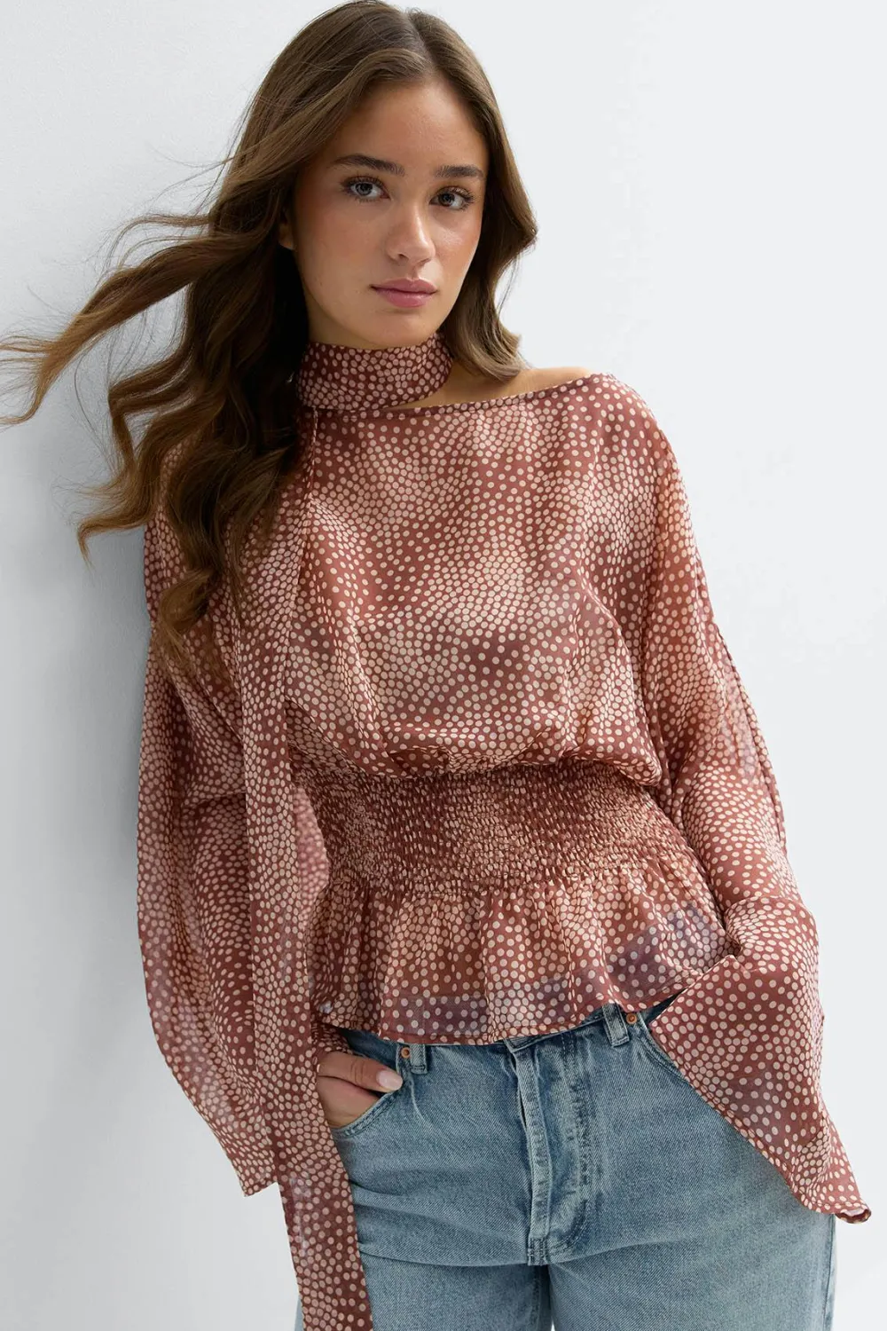 Hot Gina Tricot Scarf blouse Bruin