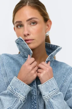 Online Gina Tricot Sculpted denim jacket Blauw