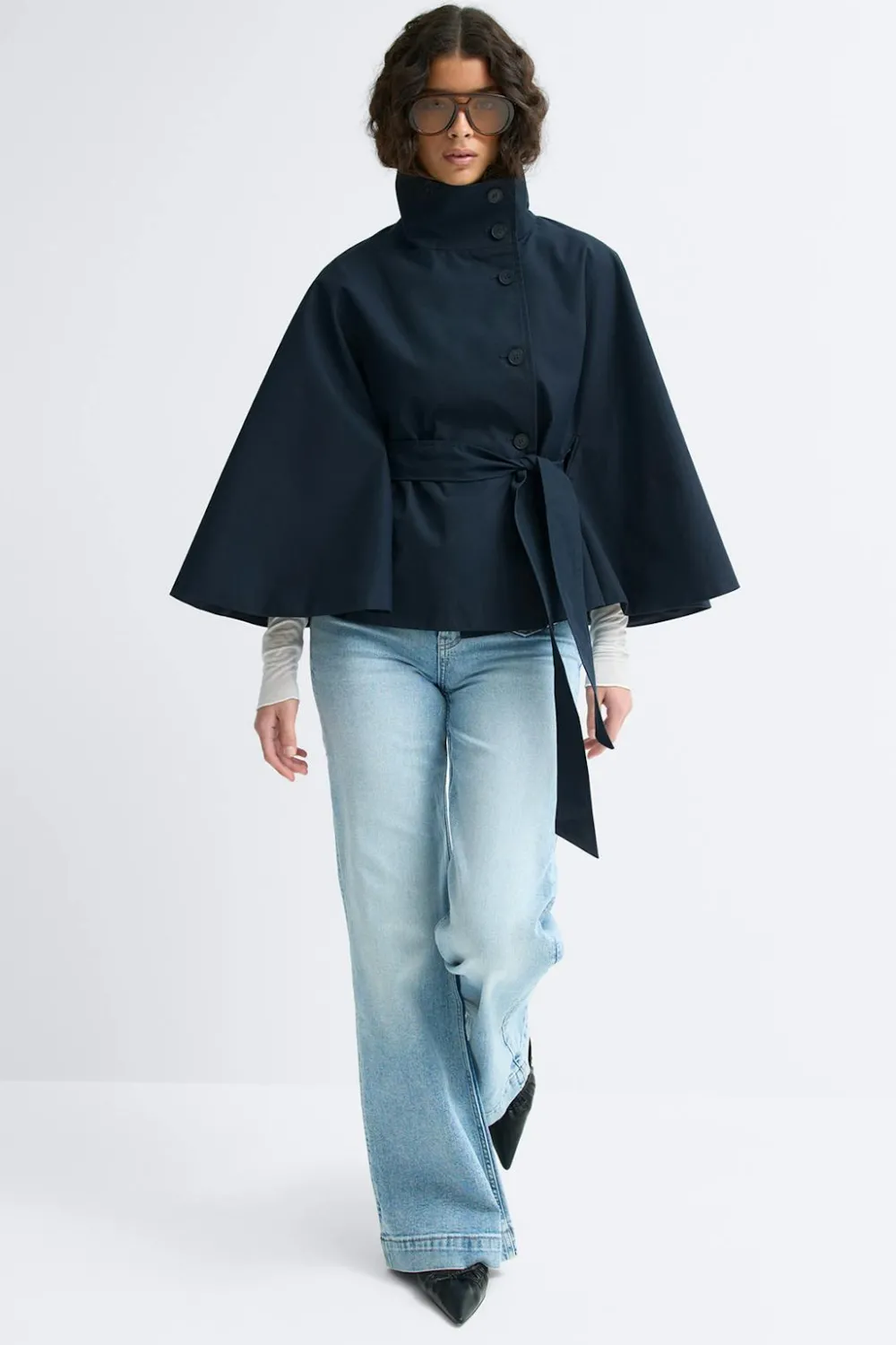 New Gina Tricot Short cape trench jacket Blauw