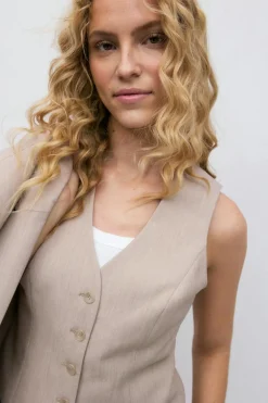 Best Gina Tricot Short v-neck vest Beige