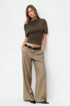 Discount Gina Tricot Soft asymmetric top Bruin