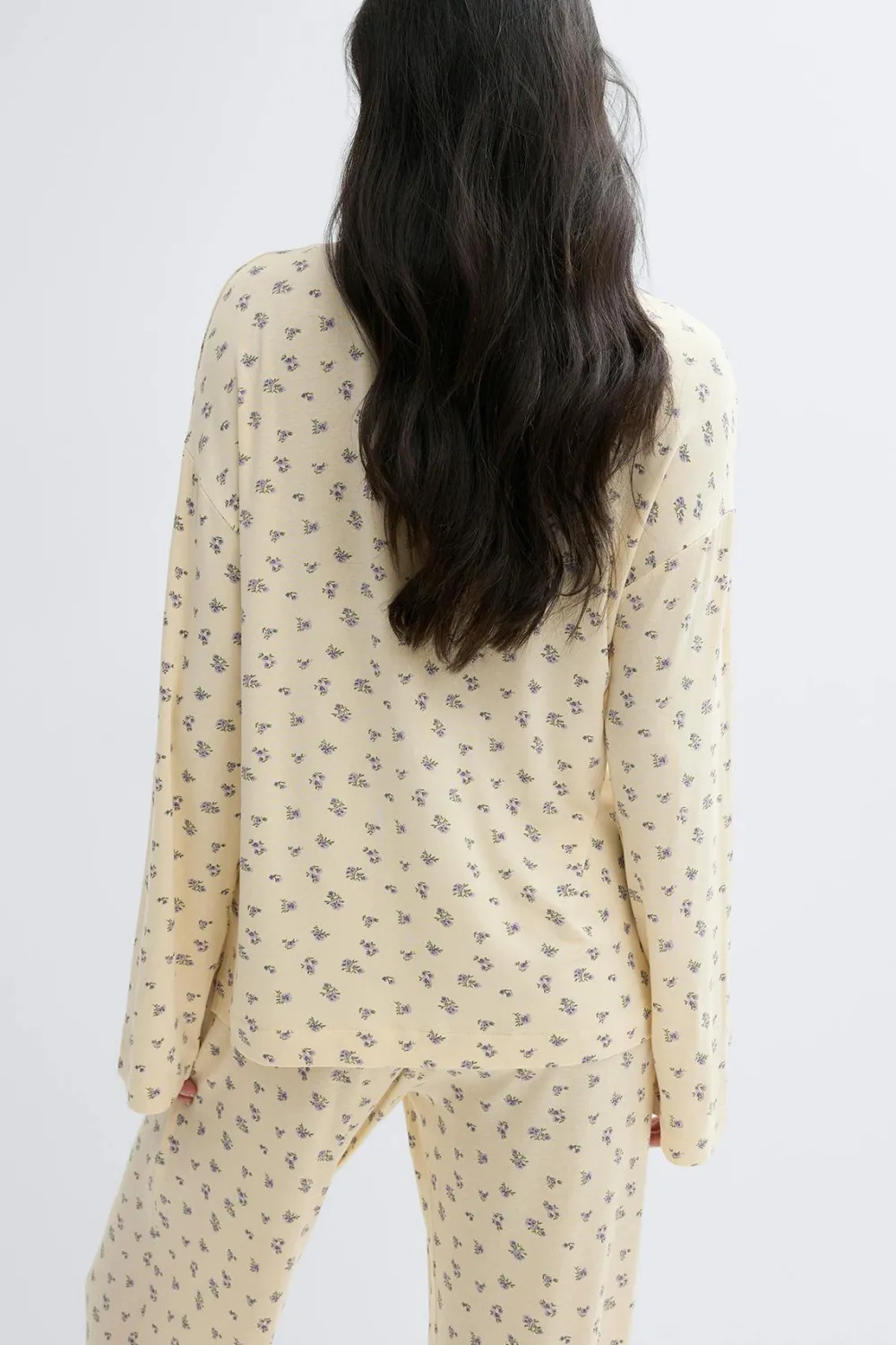 Sale Gina Tricot Soft pyjamas shirt Geel
