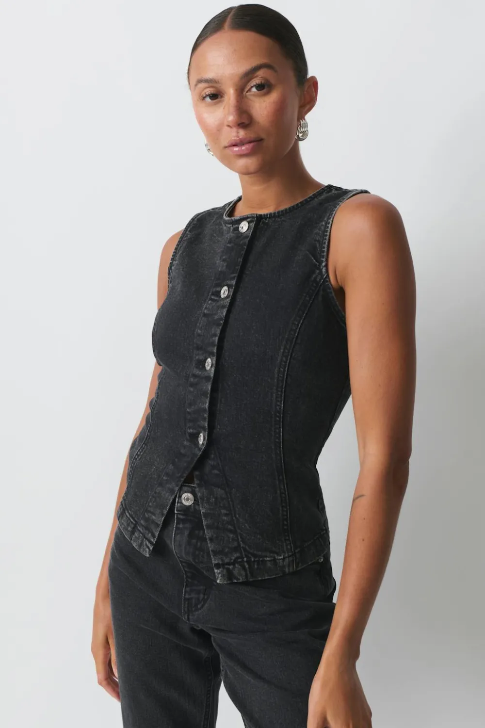 Online Gina Tricot Tailored denim vest Zwart