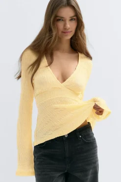 Hot Gina Tricot Tie back top Geel