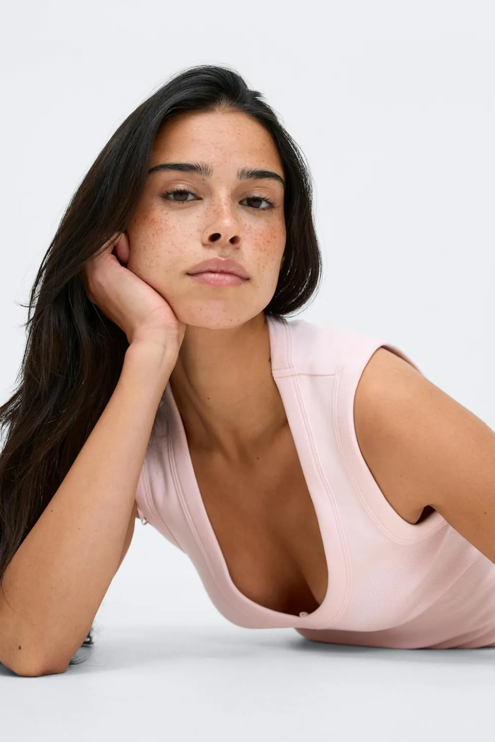 Outlet Gina Tricot Tight v-neck rib tank Roze