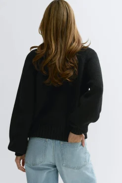 Outlet Gina Tricot V-neck knitted sweater Zwart